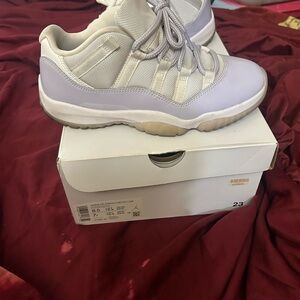 Jordan Women's Lavendar and White Sneakers